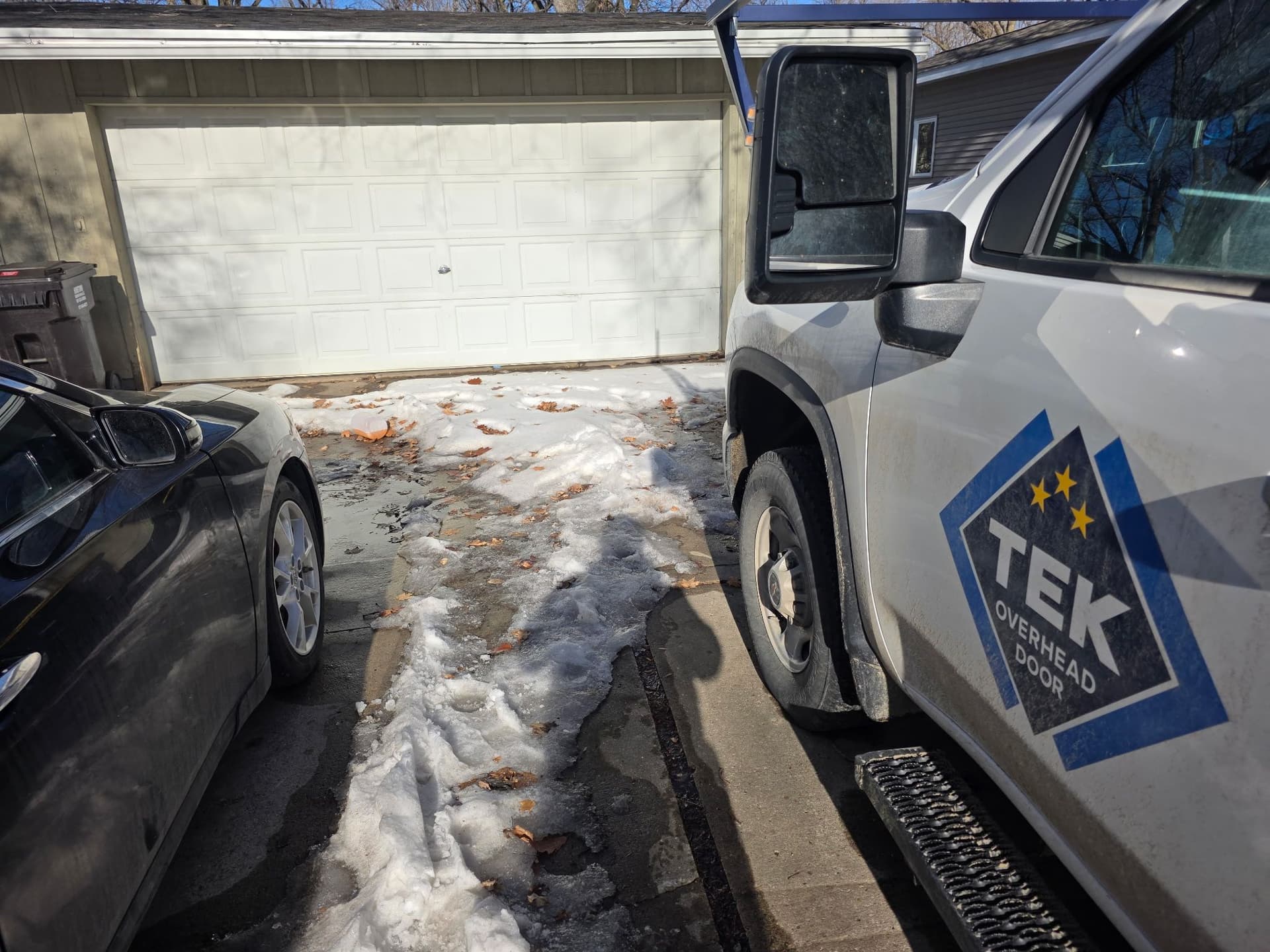 Gallery photos for Garage Door Repair Transforms Your Home: Image #1