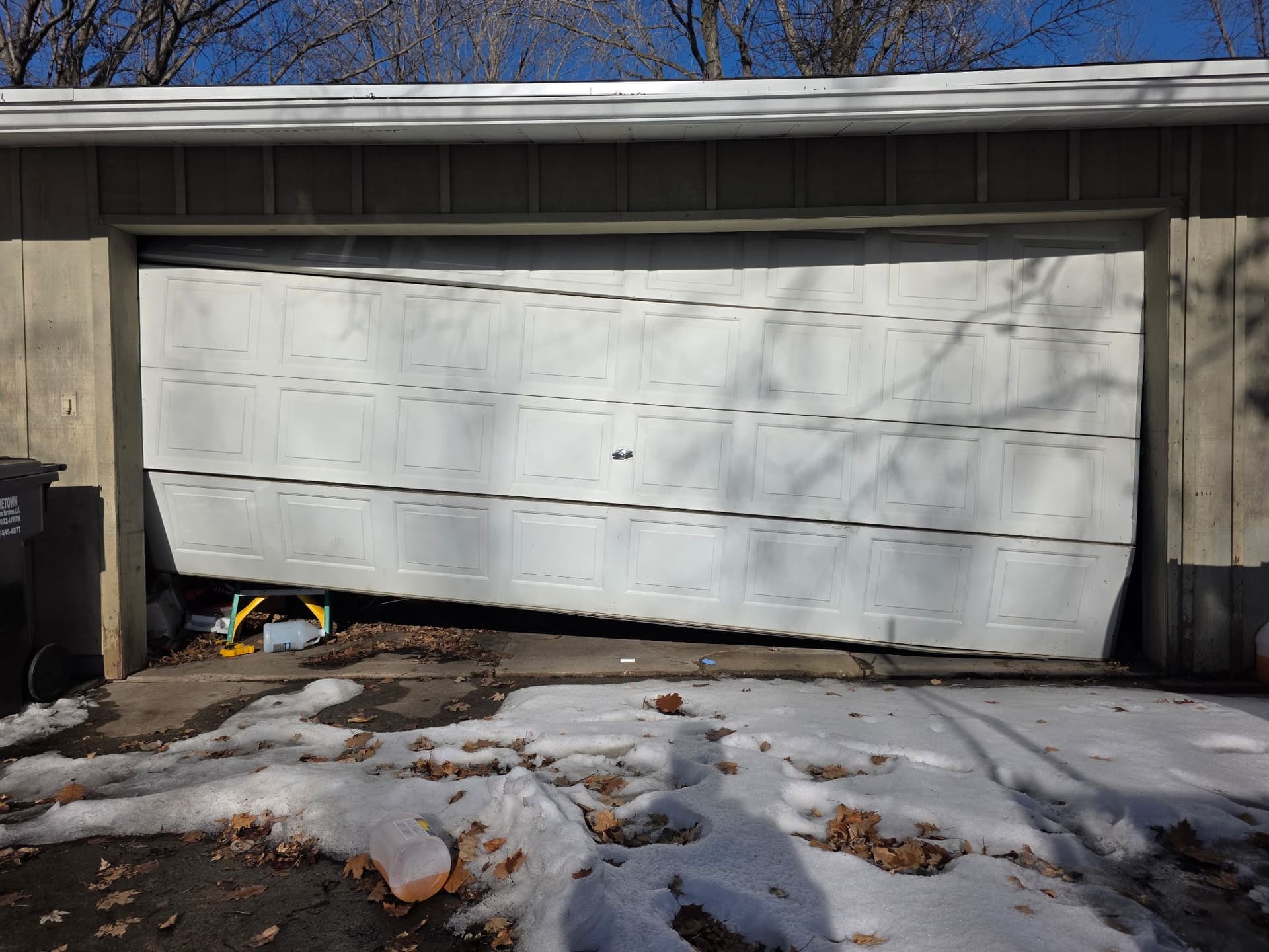 Garage Door Repair Transforms Your Home image